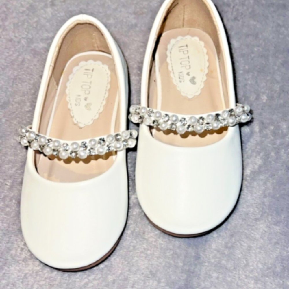 Babies Tip Top Booties Style # S116 IPO # 4728 With Cute Jeweled Strap NWT Sz 6